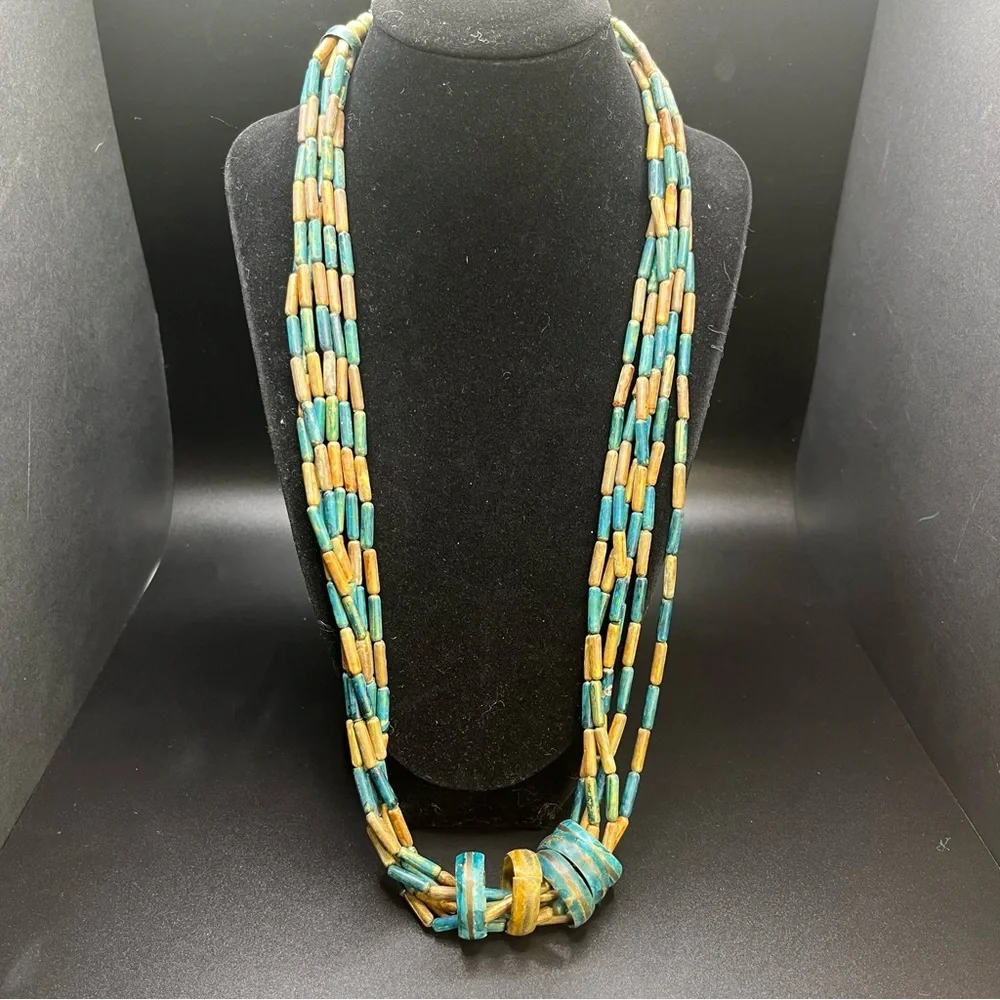 Vintage Style Boho Necklace Painted Wood Beads - Picture 10 of 14